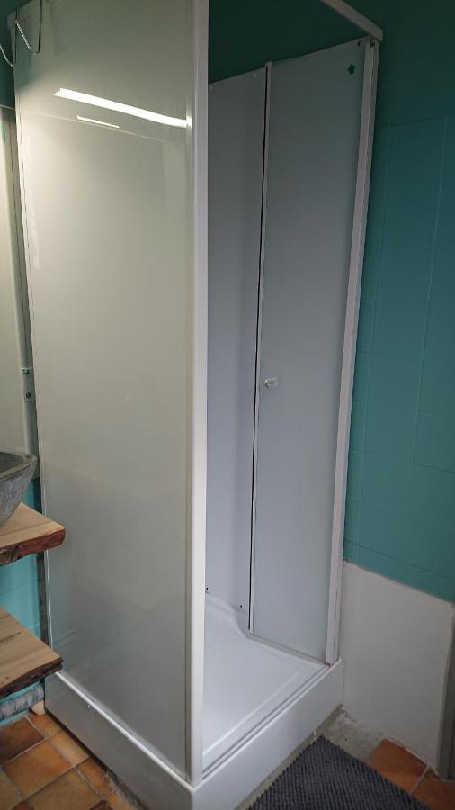 Appartement dans ancienne maison pyrénéenne. Cadéac Extérieur photo