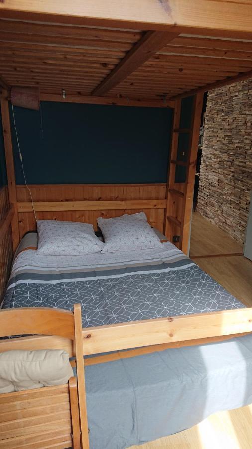 Appartement dans ancienne maison pyrénéenne. Cadéac Extérieur photo